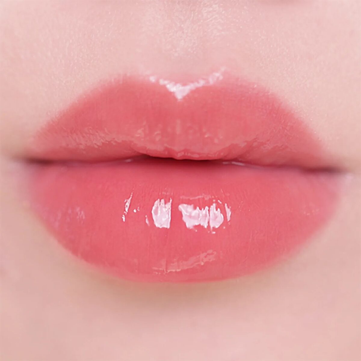 Amuse x Hello Kitty Bebe Tint 豐盈水光唇釉